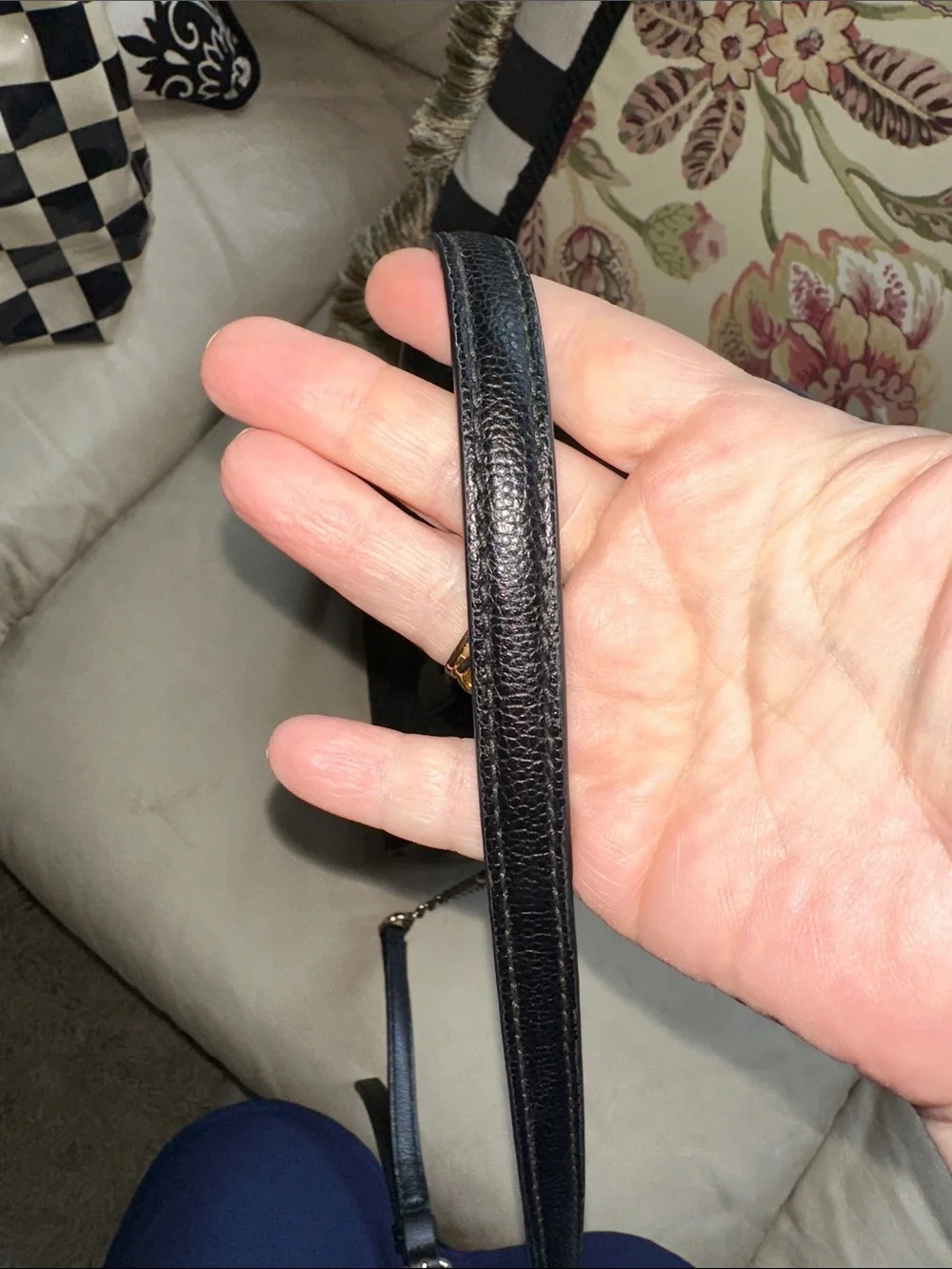 kate spade Black Glitter Mini Riley with Chain-Trim Strap ♠️